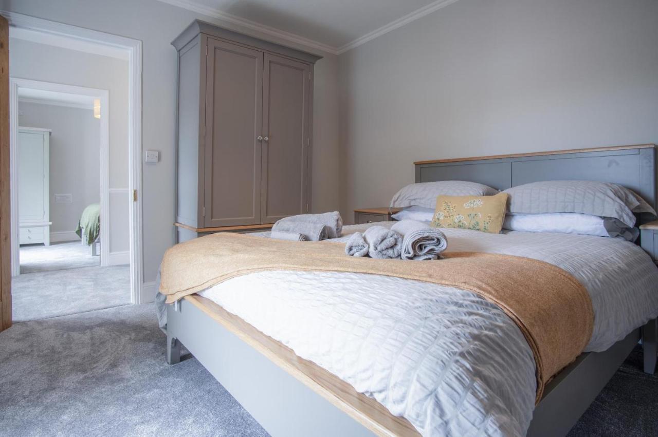Pendeilo Villa - 5 Bedroom Holiday Home - アムロス エクステリア 写真
