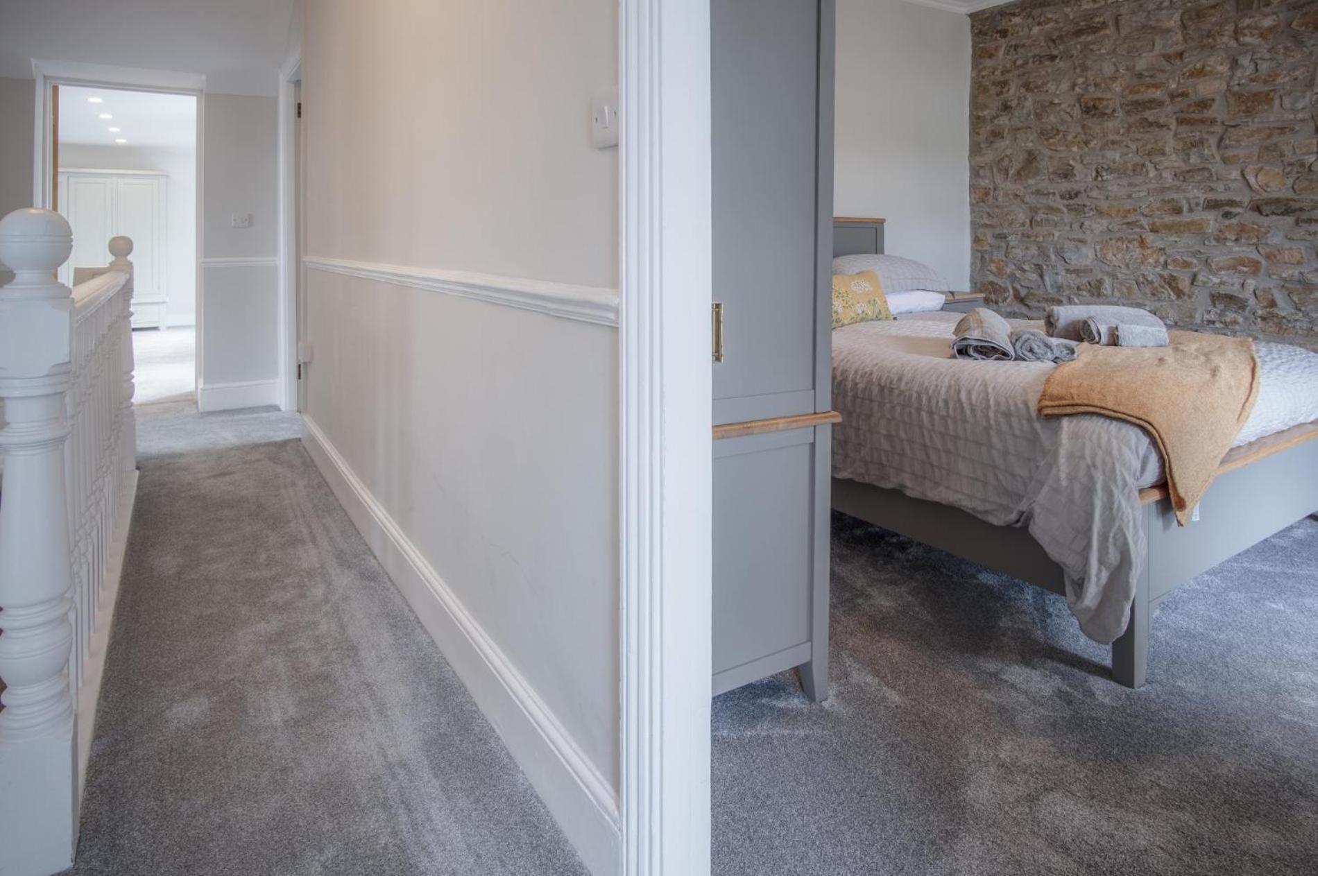 Pendeilo Villa - 5 Bedroom Holiday Home - アムロス エクステリア 写真
