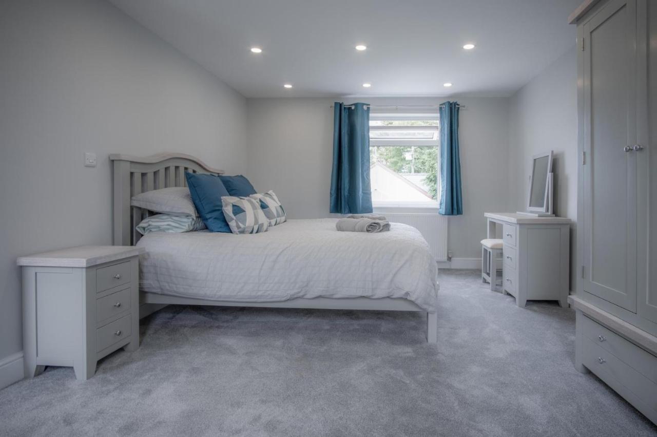 Pendeilo Villa - 5 Bedroom Holiday Home - アムロス エクステリア 写真